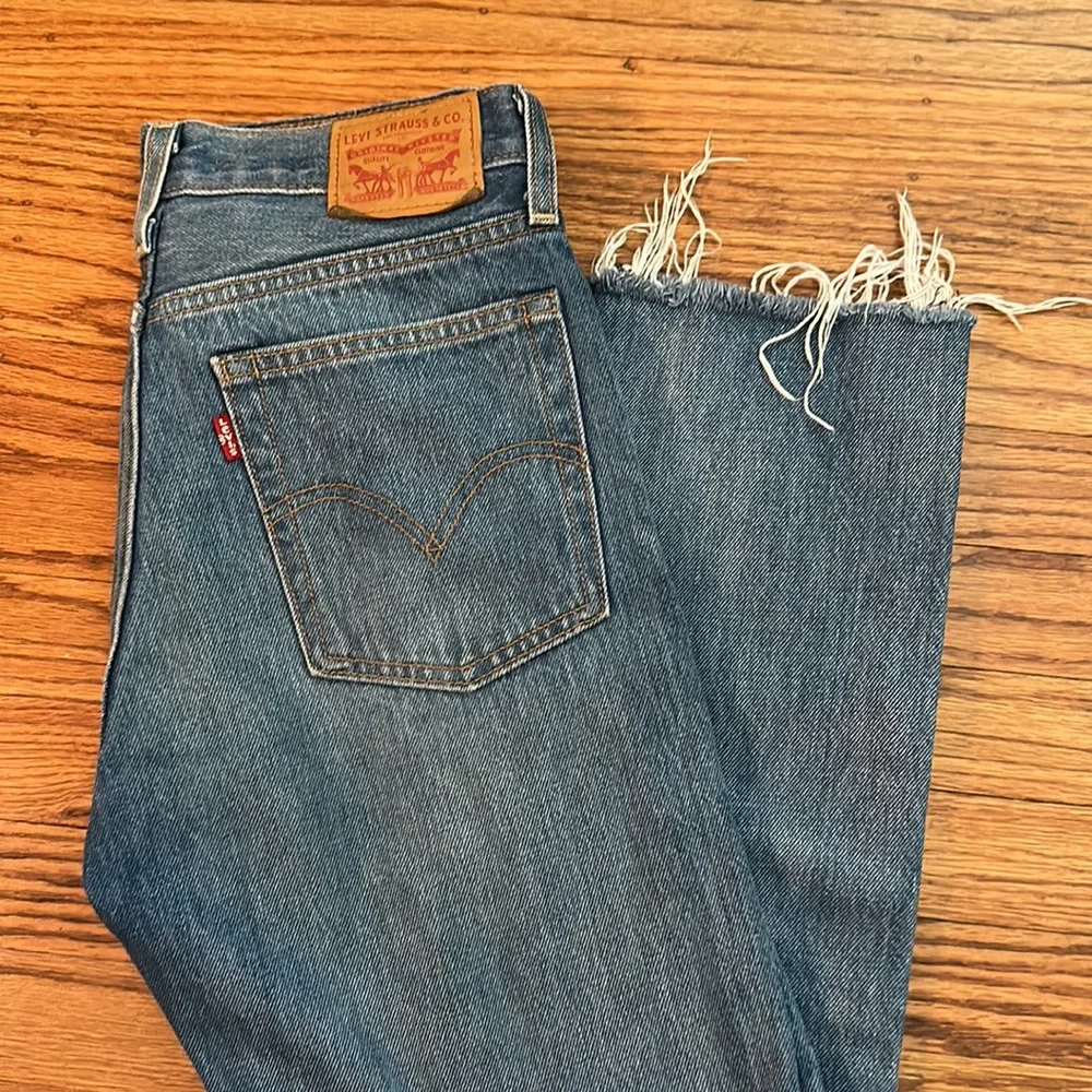 Levi's Women's Straight Leg Jeans in Blue - Picture 2 of 13